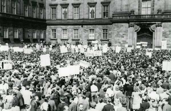 carlsbergdemonstration juli 1945