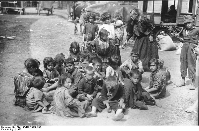 Bundesarchiv Bild 183 1992 0918 505 Berlin Sinti und Roma Kinder