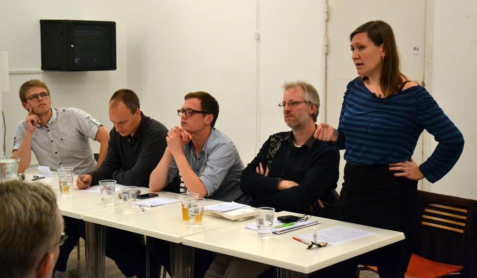 Fra venstre: Jonas Foldager (mødeleder), Pelle Dragsted, Emil, Rune Engelbrecht, Marie Frederiksen