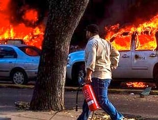 Presserende: Hands Off Venezuela- den bolivariske revolution er truet!