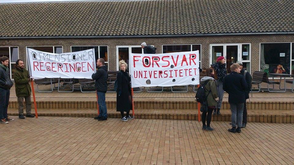 2014-11-19 blokade AU2