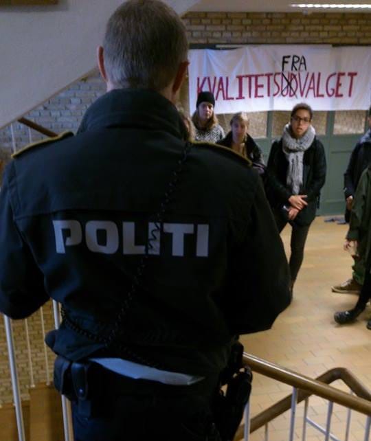 Politi sat ind mod studerende – kampen fortsætter