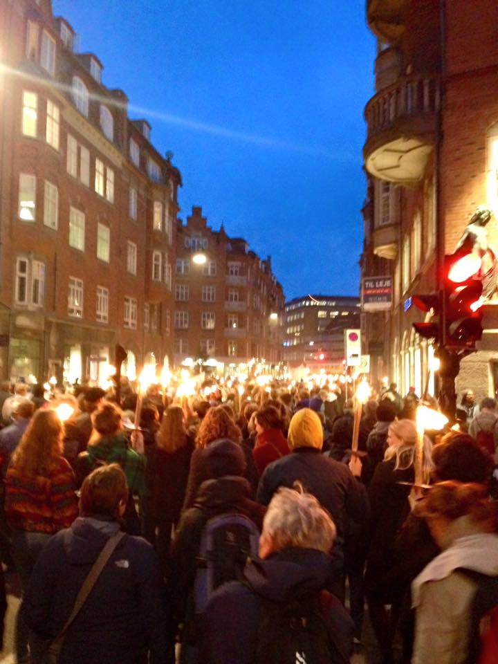 Flygtningedemonstration og finanslov – kamp på dagsordenen