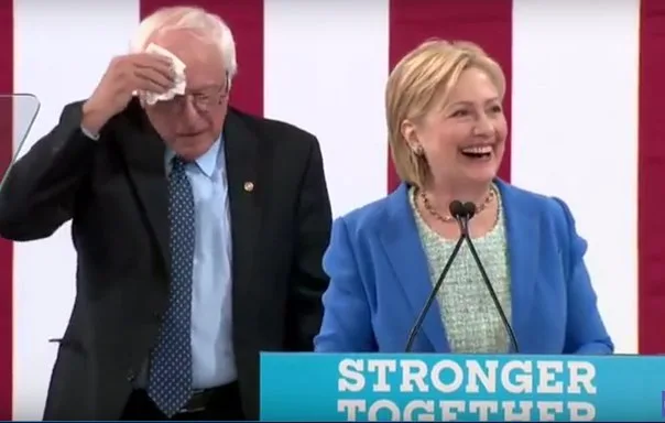 Bernie Sanders’ forræderi: kampen for socialisme fortsætter!