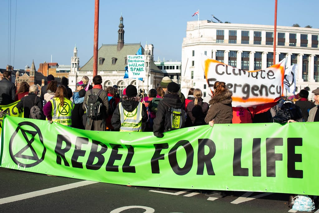 XR blokerer McDonald’s – den rigtige strategi i kampen mod klimakatastrofe?