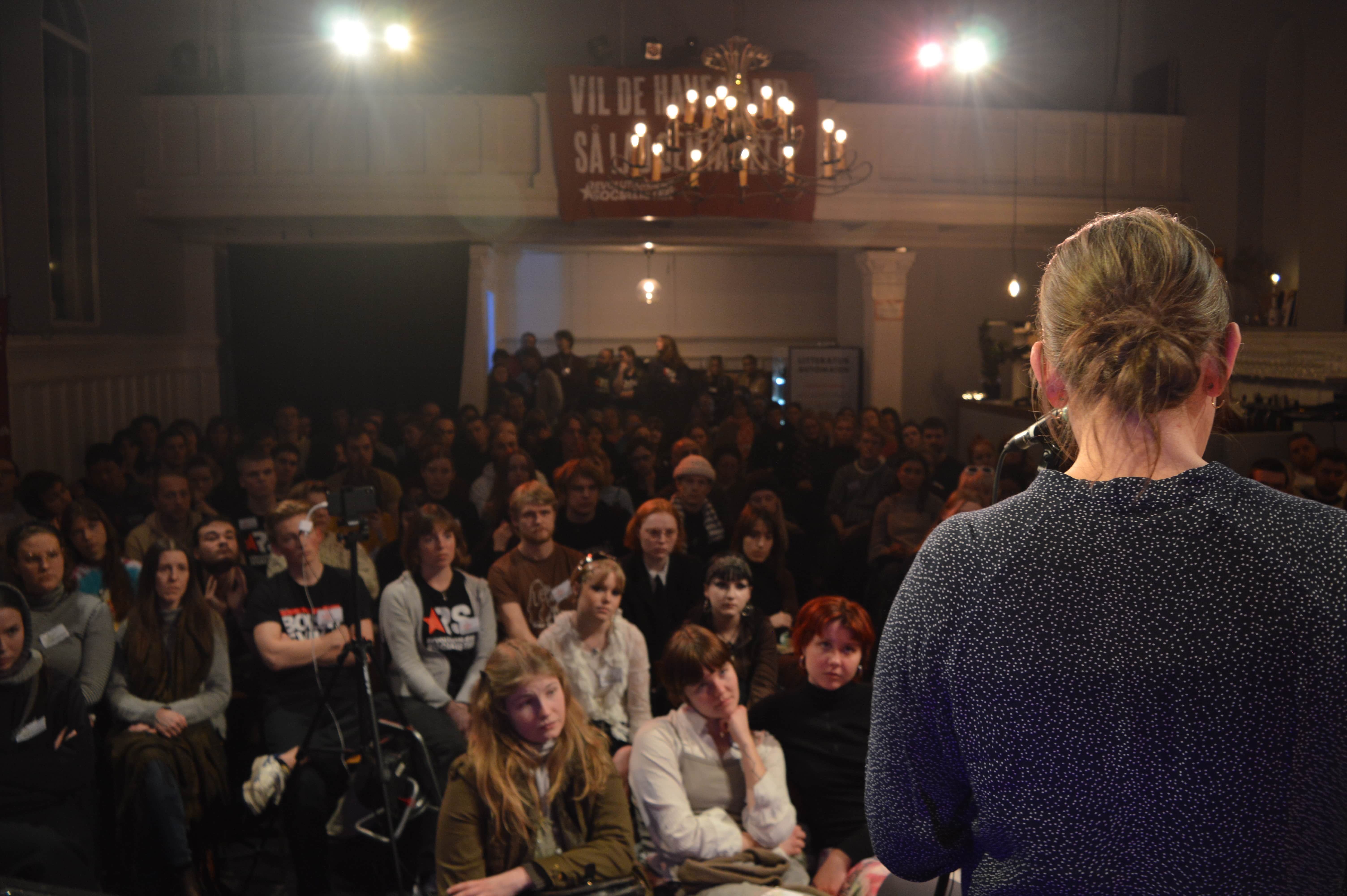 150 unge til møde på kvindernes internationale kampdag