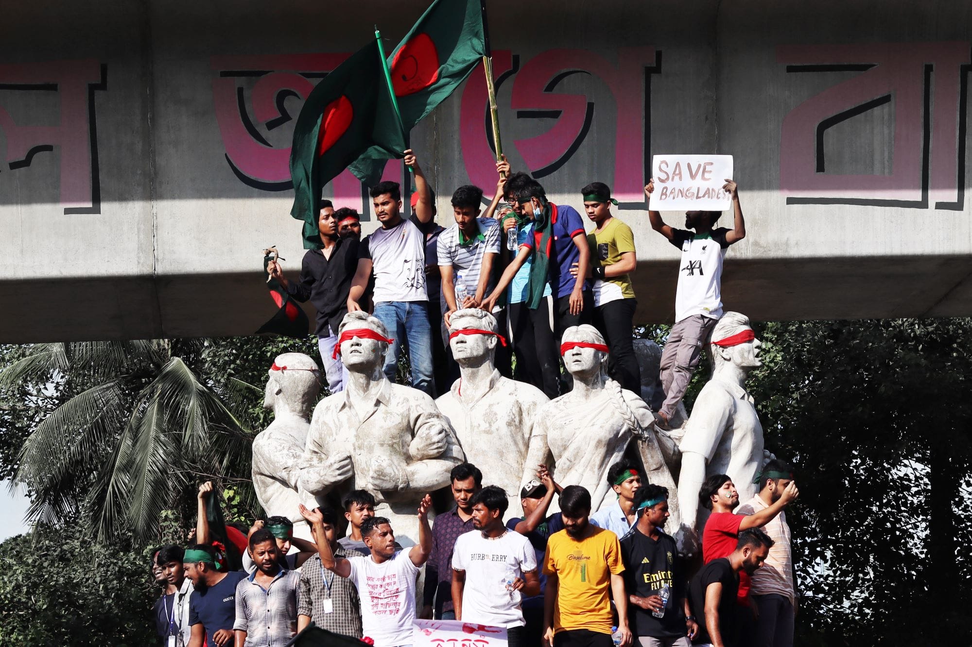 Bangladesh: Sheikh Hasina er væltet! Al magt til arbejder- og studenterkomiteerne!